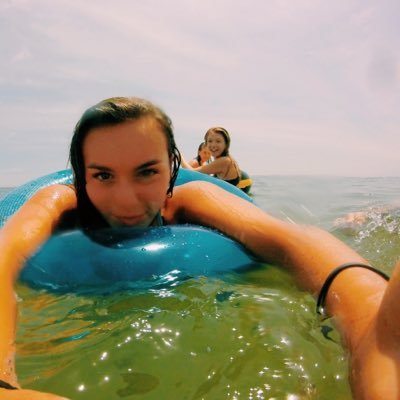 Profile Picture of Leah Barry (@leah_barry_) on Twitter