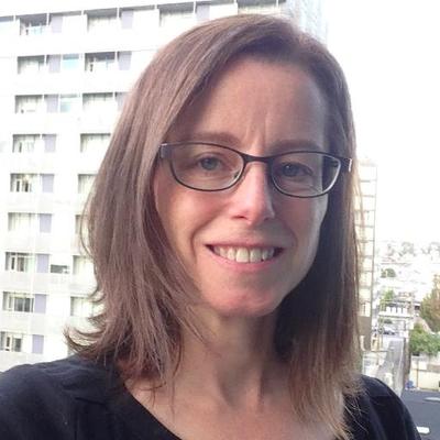 Profile Picture of Karen Noel-Bentley (@knnbee) on Twitter