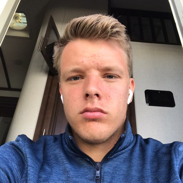 Profile Picture of jonathan jensen (@@jonathanjensen10) on Tiktok