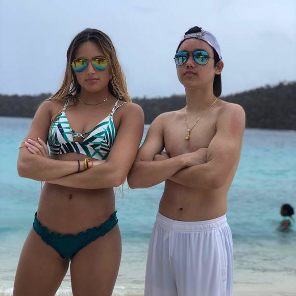 Profile Picture of Nako Hoffman (@nakohoffman) on Poshmark