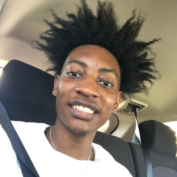 Profile Picture of Malcolm Williams (@malcolmx123) on Poshmark