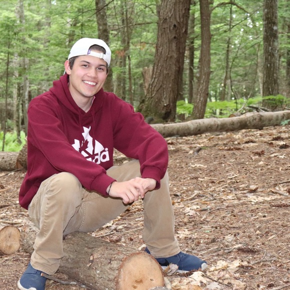 Profile Picture of Aaron Conley (@aaronconley224) on Poshmark