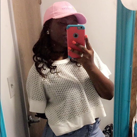 Profile Picture of Ajaysia Anglin (@ajayy97) on Poshmark