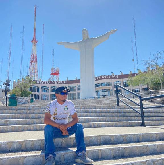 Profile Picture of David Mendoza (@davidmj_audir8) on Poshmark