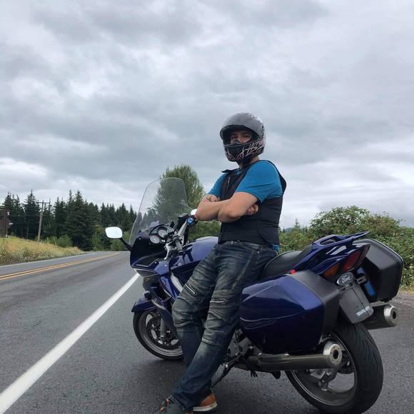 Profile Picture of Ahmet Hodzic (@ahmet1996) on Poshmark