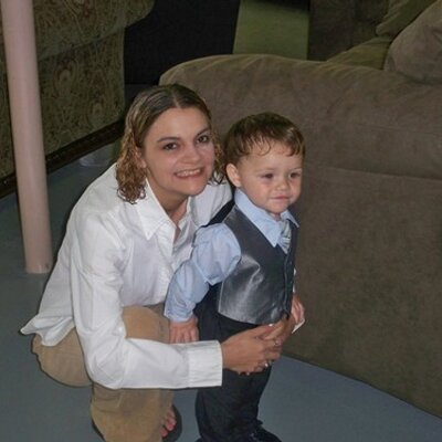 Profile Picture of Bobbie Jo Parnell (@lilcrazedangel) on Twitter