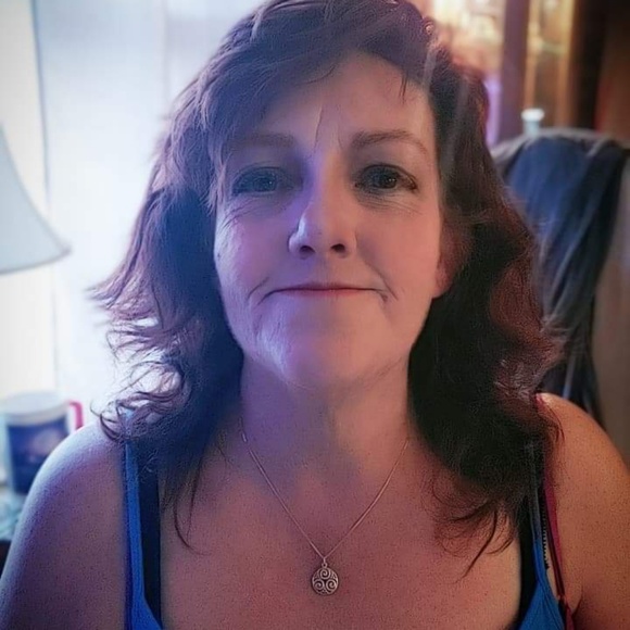 Profile Picture of Gina Pummill (@gina_pummill) on Poshmark