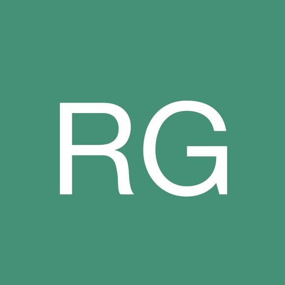 Profile Picture of Robin Gamble (@liyahgammy) on Poshmark
