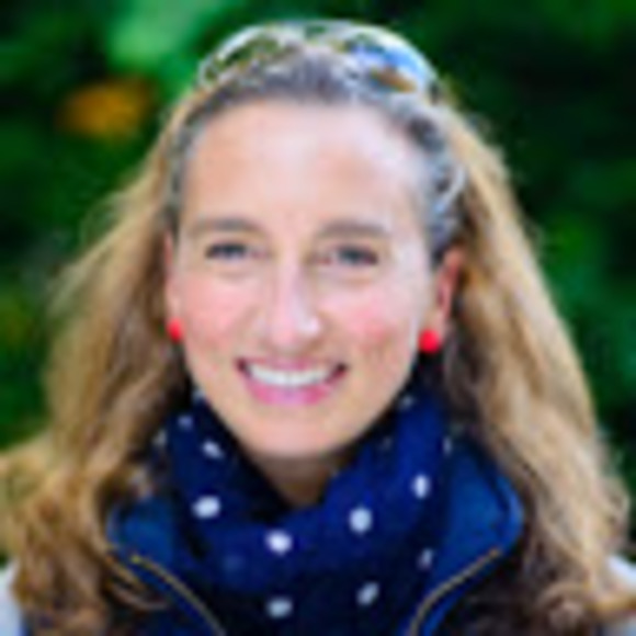 Elizabeth Thomforde - Poshmark Profile Picture of Elizabeth Thomforde (@ethomforde) on Poshmark