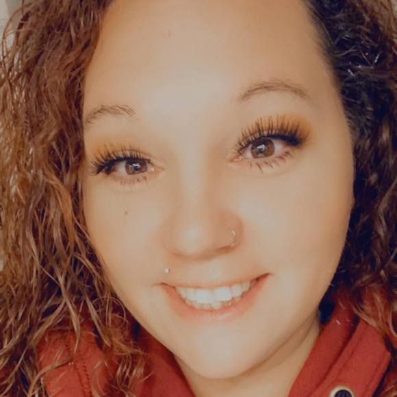 Tina Gemoya - Poshmark Profile Picture of Tina Gemoya (@tg79983) on Poshmark