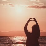 Profile Picture of Julia Matteo (@Julia-Matteo) on Facebook