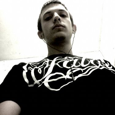 Profile Picture of Sean Fitzsimmons (@ticklemehoho) on Twitter