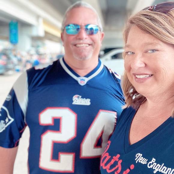 Profile Picture of Tammy Sutherland elliott (@tammyellio1967) on Poshmark