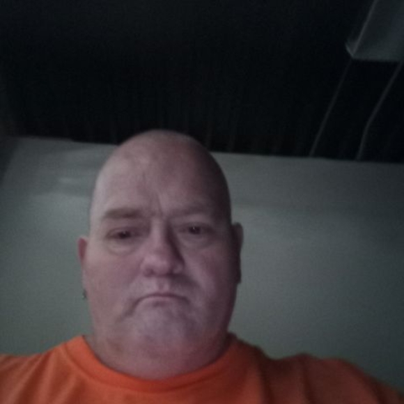 Profile Picture of Edward Persell (@edwardpersell) on Poshmark