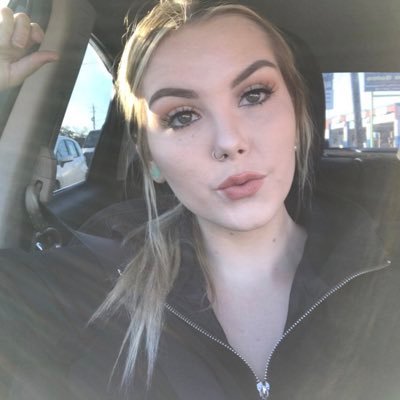 Profile Photo of ♿️ 𝓲𝓮𝓪𝓻𝓪 (@CiearaSmith_) on Twitter