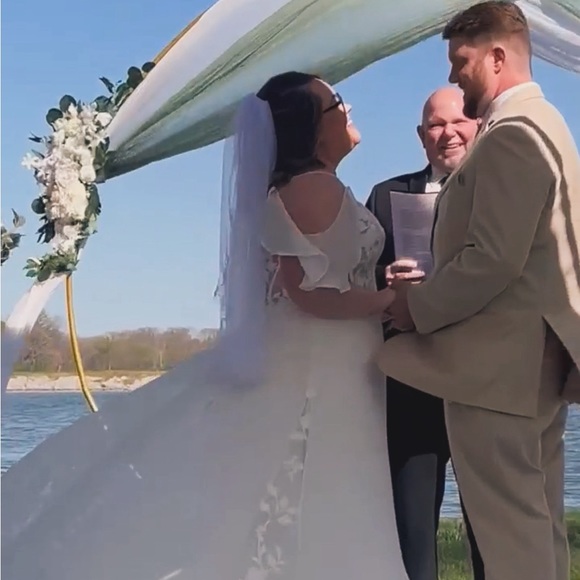 Profile Picture of Sam Killingsworth (@samkillingswort) on Poshmark