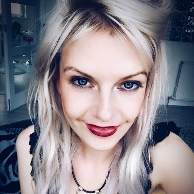 Profile Picture of Amanda Pringle (@AmandaPringle19) on Twitter