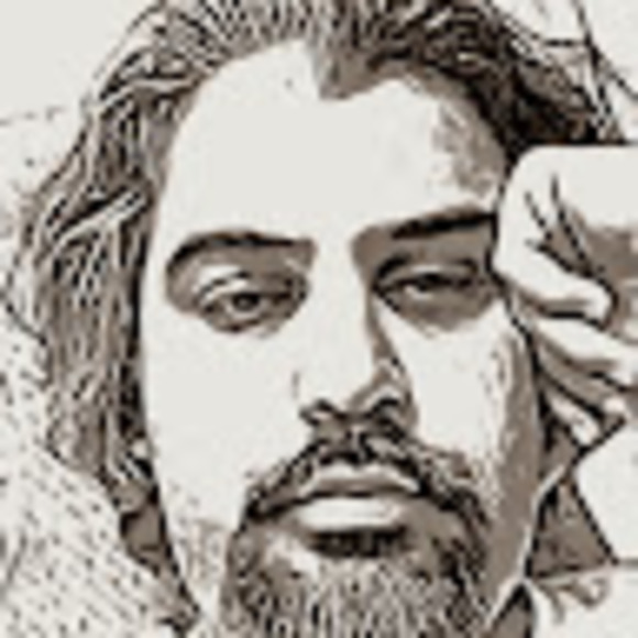 Profile Picture of Amir Moradi (@amirmrd61) on Poshmark