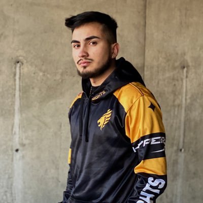 Profile Picture of Alex (@SuMuNs) on Twitter