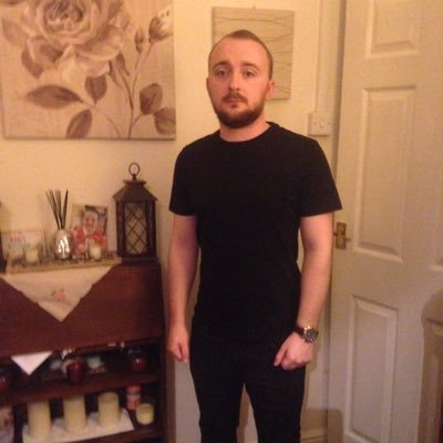 Profile Picture of Oz (@ryanrudden) on Twitter