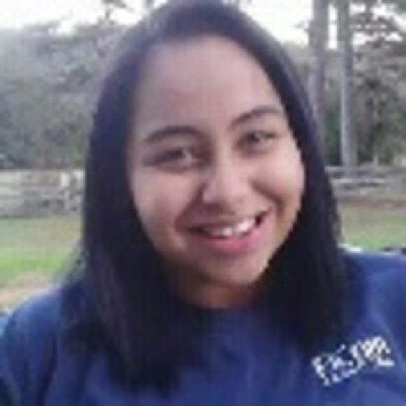 Profile Picture of Amira Strawter (@amirastrawter) on Poshmark