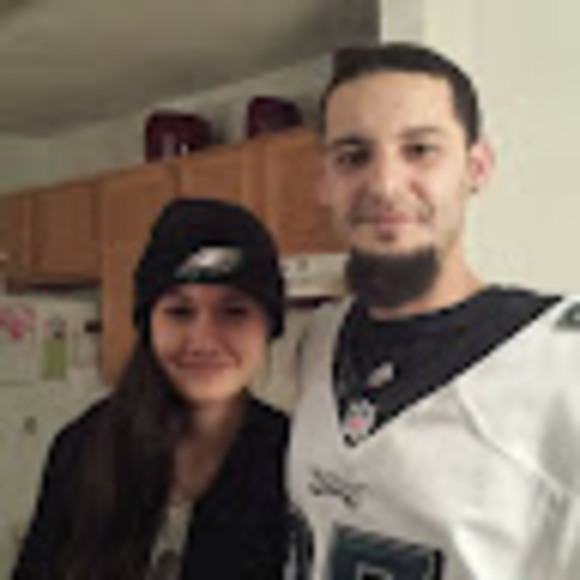 Profile Picture of Danielle Coqueran (@dani574) on Poshmark