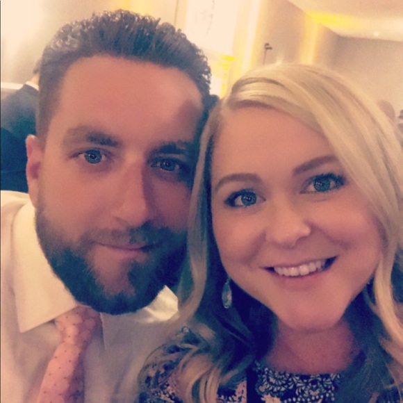 Profile Picture of Stacey Pappas (@shenry3434) on Poshmark