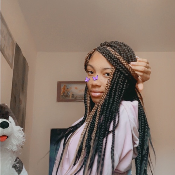 Profile Picture of Chayanne Easom (@chayrose851) on Poshmark