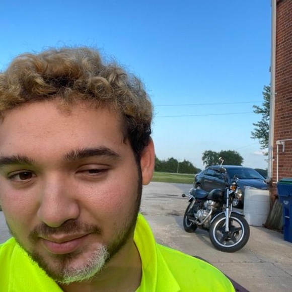 Bailey Michiels - Poshmark Profile Picture of Bailey Michiels (@bailey_michiels) on Poshmark