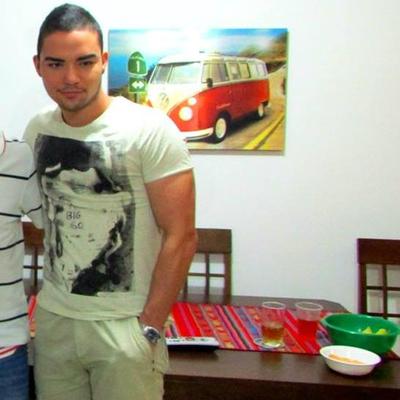 Profile Picture of Julian Castañeda (@9881Apolo) on Twitter