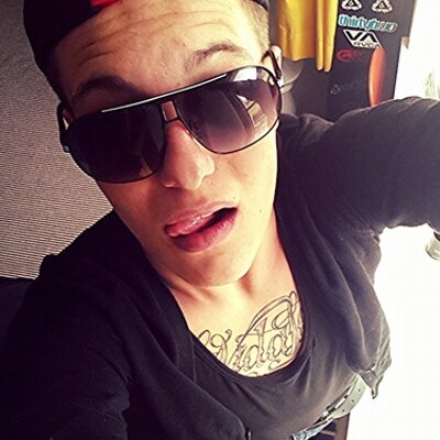 Profile Picture of Aleex Zara (@Alex42Blau) on Twitter