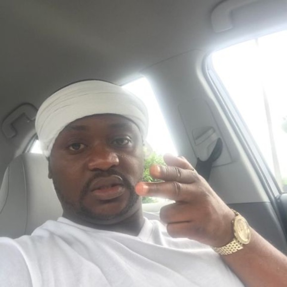 Profile Picture of Reginald Scott (@reginaldscott25) on Poshmark