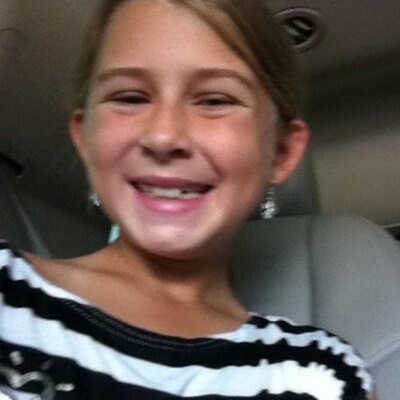 Profile Picture of Hailey Ann Harvey (@surfhailey_hah1) on Twitter