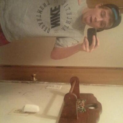 Profile Picture of Evan Carroll (@evan_carroll420) on Twitter