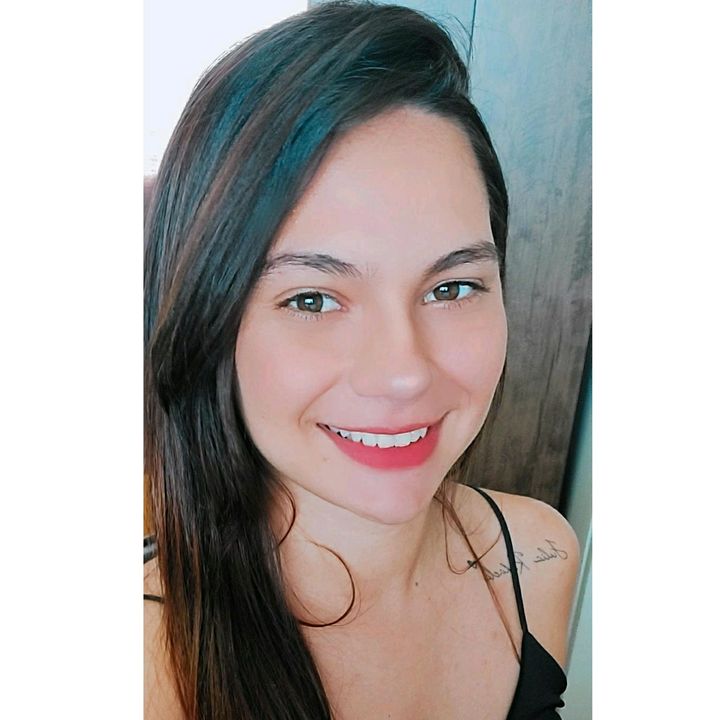 Profile Picture of Erika Rafaely (@erika_rafaely20) on Tiktok