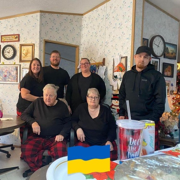 Profile Picture of Lori Benson (@loribenson825) on Poshmark