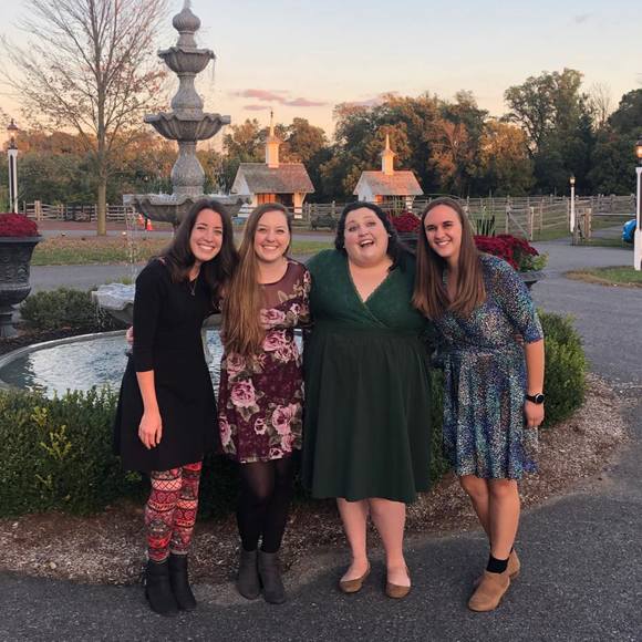 Profile Picture of Jensica Isiminger (@jclu4) on Poshmark