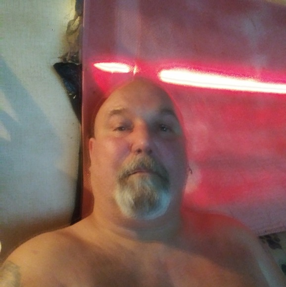 Profile Picture of James Starnes (@starnesjames11) on Poshmark