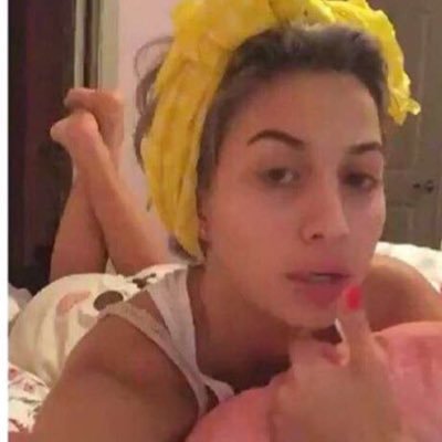 Profile Picture of د (@ldldl55) on Twitter