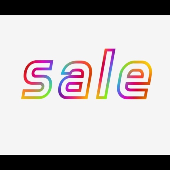 Profile Picture of Melody Haugen (@melody_angelica) on Poshmark