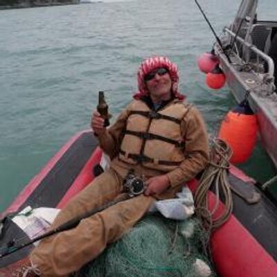 Profile Picture of Robert Putnam (@roberegravis) on Twitter