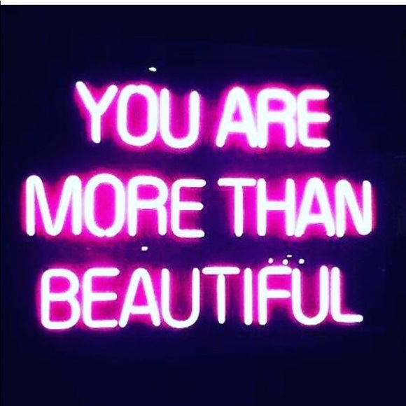 Profile Picture of Sunshine Sunshine (@78sunshine2018) on Poshmark