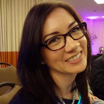 Profile Picture of Stephanie Woo (@EditorSWoo) on Twitter