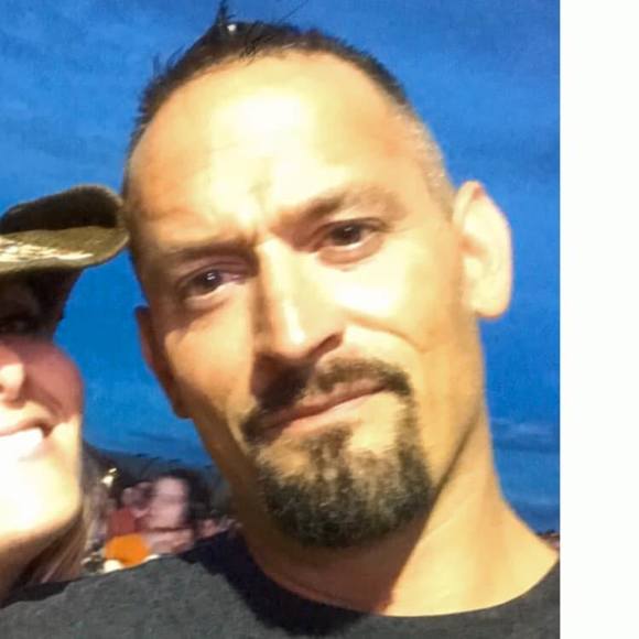 Profile Picture of Chad Gsell (@chadgsell) on Poshmark