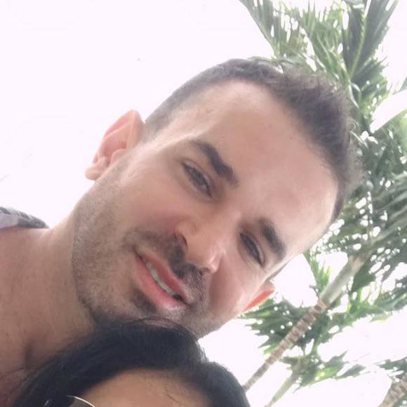 Profile Picture of Michael Mendonca (@michaelmendonca) on Poshmark