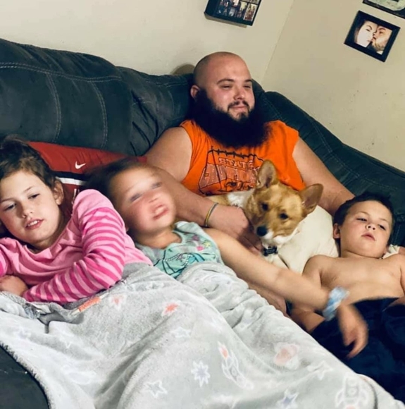 Profile Picture of Christopher Bolden (@cbolden3) on Poshmark