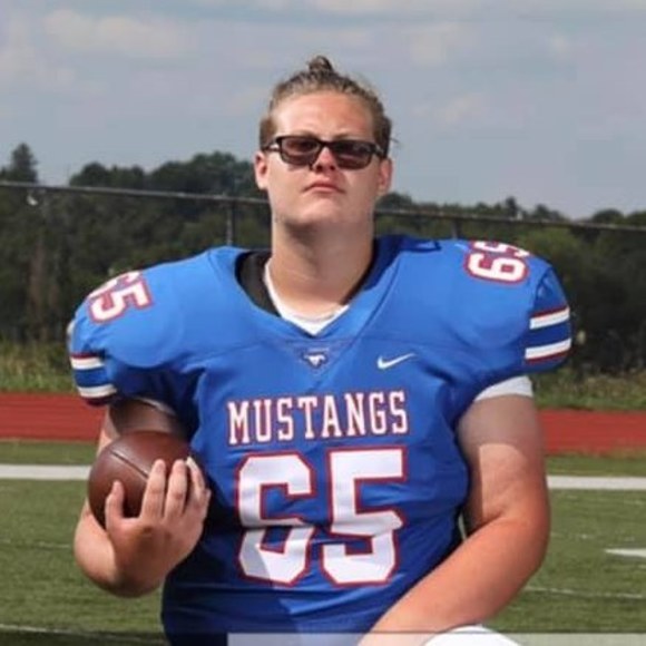 Profile Picture of Melissa Tajc (@melissatajc) on Poshmark