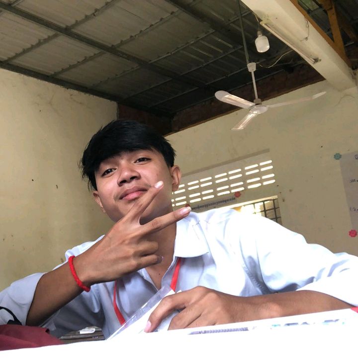 Profile Picture of Hoy Kim (@hoy.kim89) on Tiktok