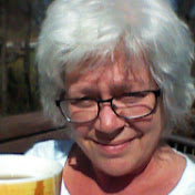 Profile Picture of Elina .VanderZwaag (@knitpikky) on Youtube