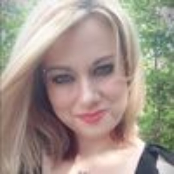 Profile Picture of Ilene aydan Kristofer michaella (@ileneaydank) on Poshmark